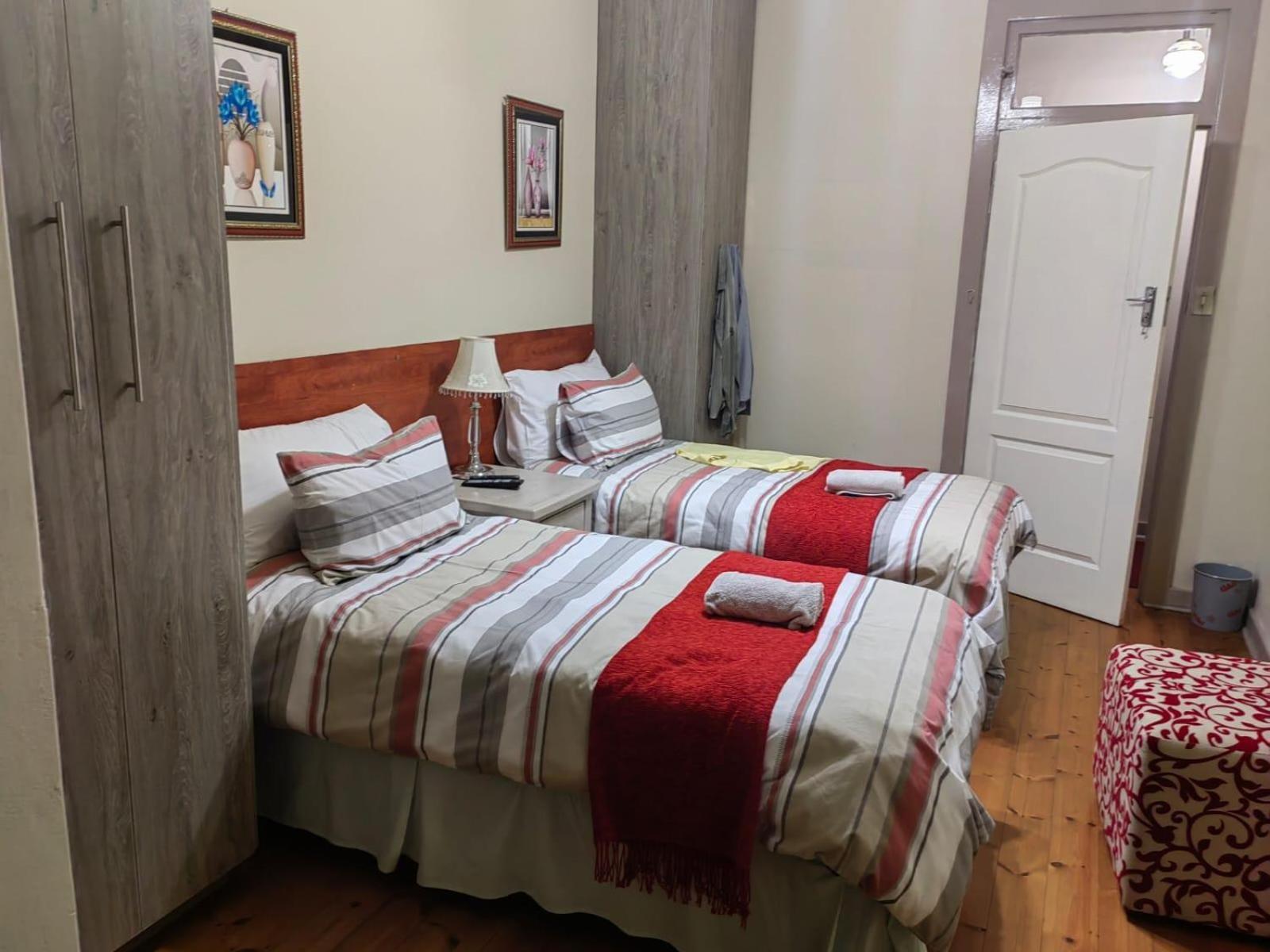 Sibahlenomhlambi Guesthouse Springs  Εξωτερικό φωτογραφία