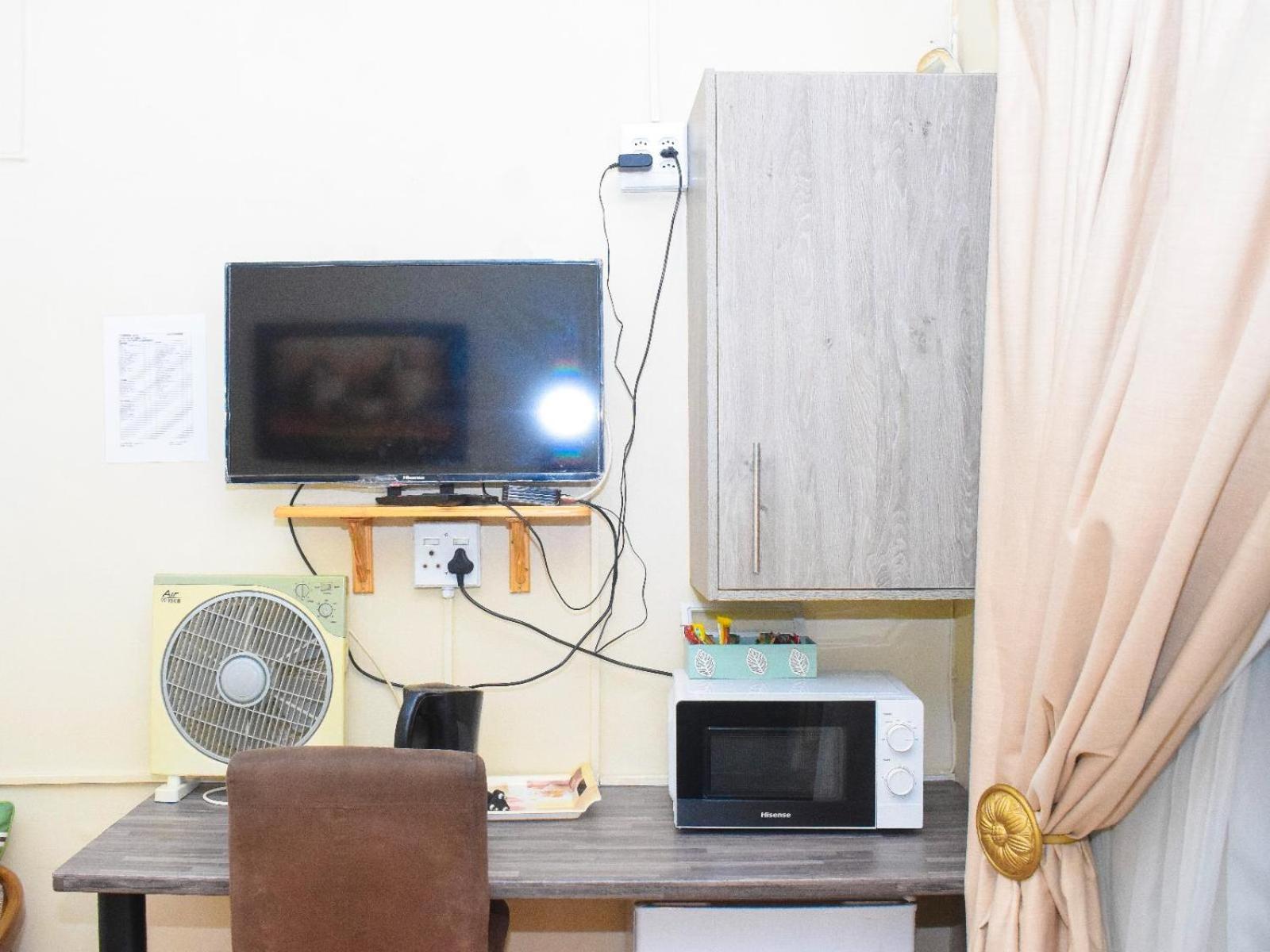Sibahlenomhlambi Guesthouse Springs  Δωμάτιο φωτογραφία